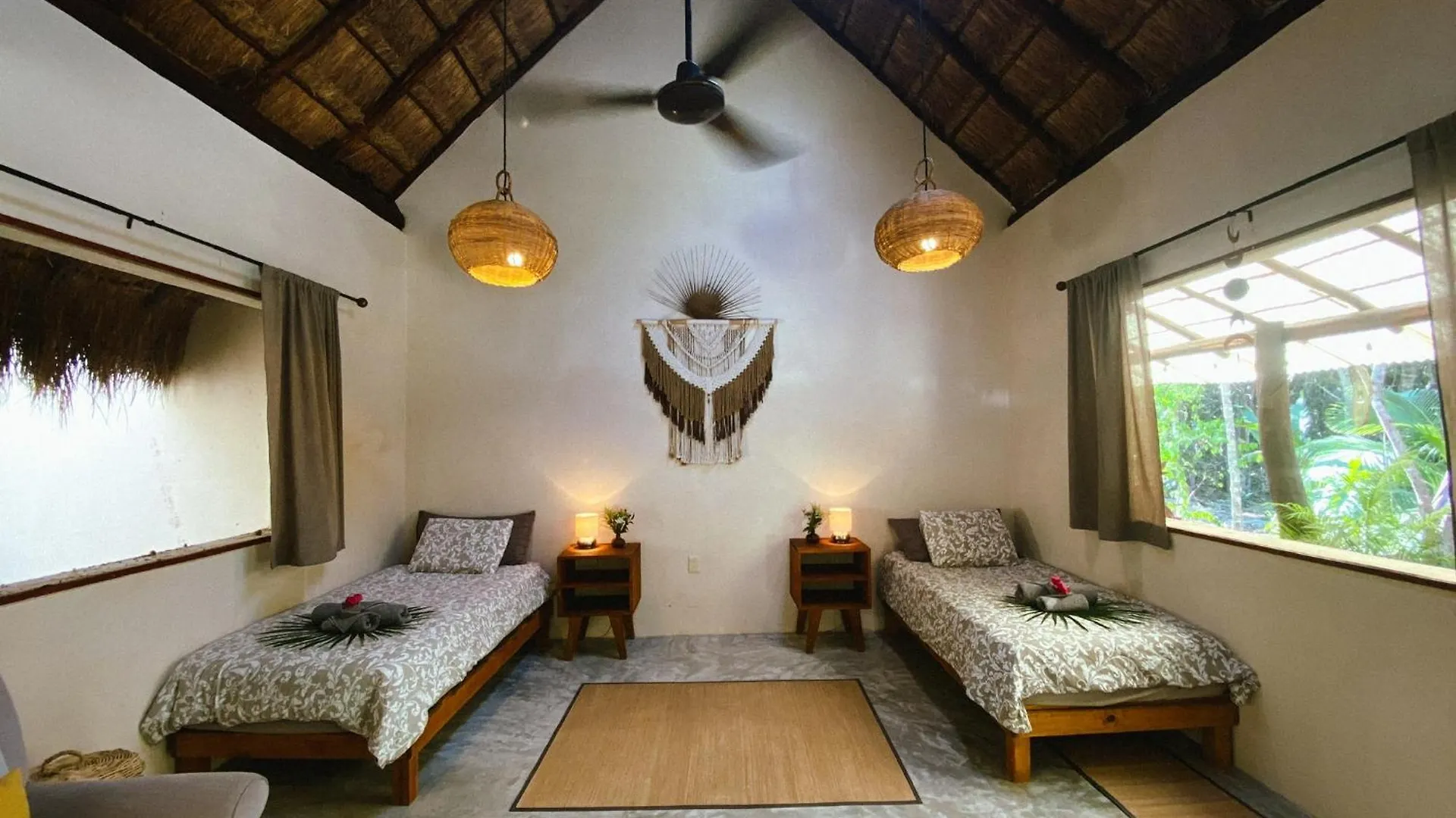 Willa Secluded Jungle Sanctuary For Large Groups Chemuyil 0*,  Meksyk